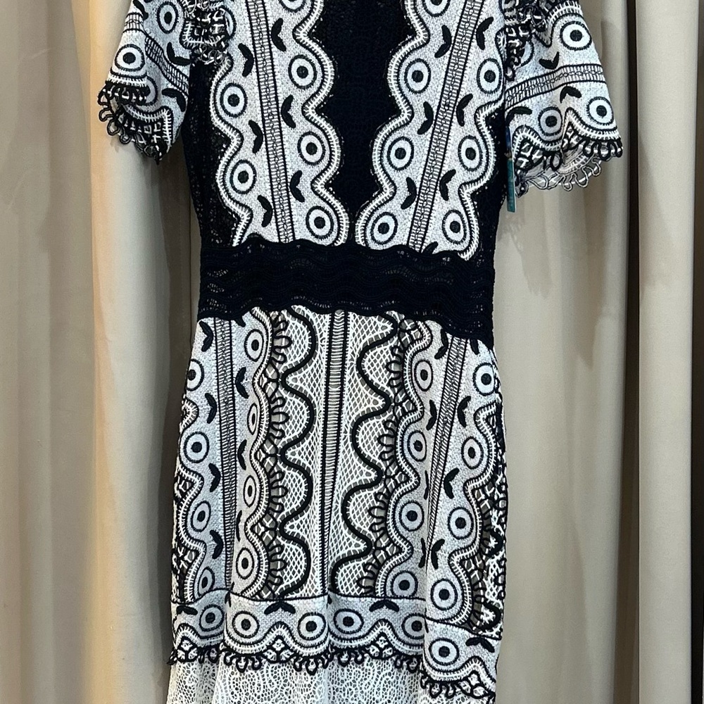 Cap Sleeve Black Size 4 Cocktail Dress by Sea New York - Picture 4 of 7